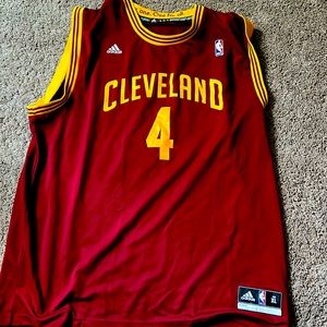 Cavaliers jersey